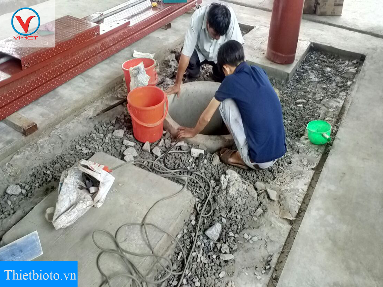 Cầu nâng 1 trụ âm nền chuyên rửa xe ô tô và xe tải nhẹ ( Benz rửa xe ô tô) VIMET VLWS3501 Cầu nâng 1 trụ âm nền chuyên rửa xe ô tô và xe tải nhẹ ( Benz rửa xe ô tô) VIMET VLWS3501